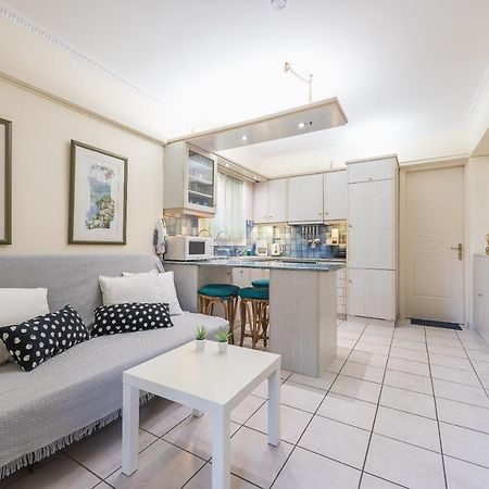 Amazing Apartment Pallini - Near Airport & Metro Exterior photo