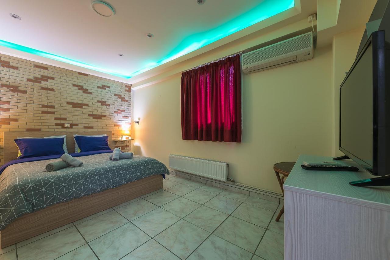 Amazing Apartment Pallini - Near Airport & Metro Exterior photo